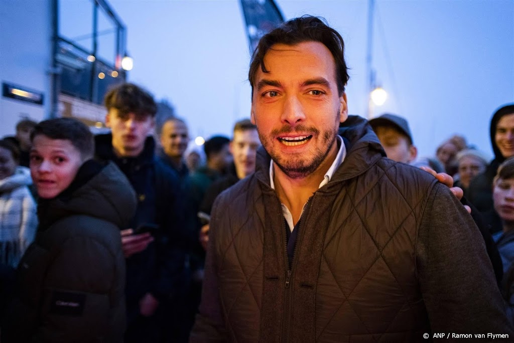 Politie: minderjarige uit Groningen vast voor mishandeling Baudet