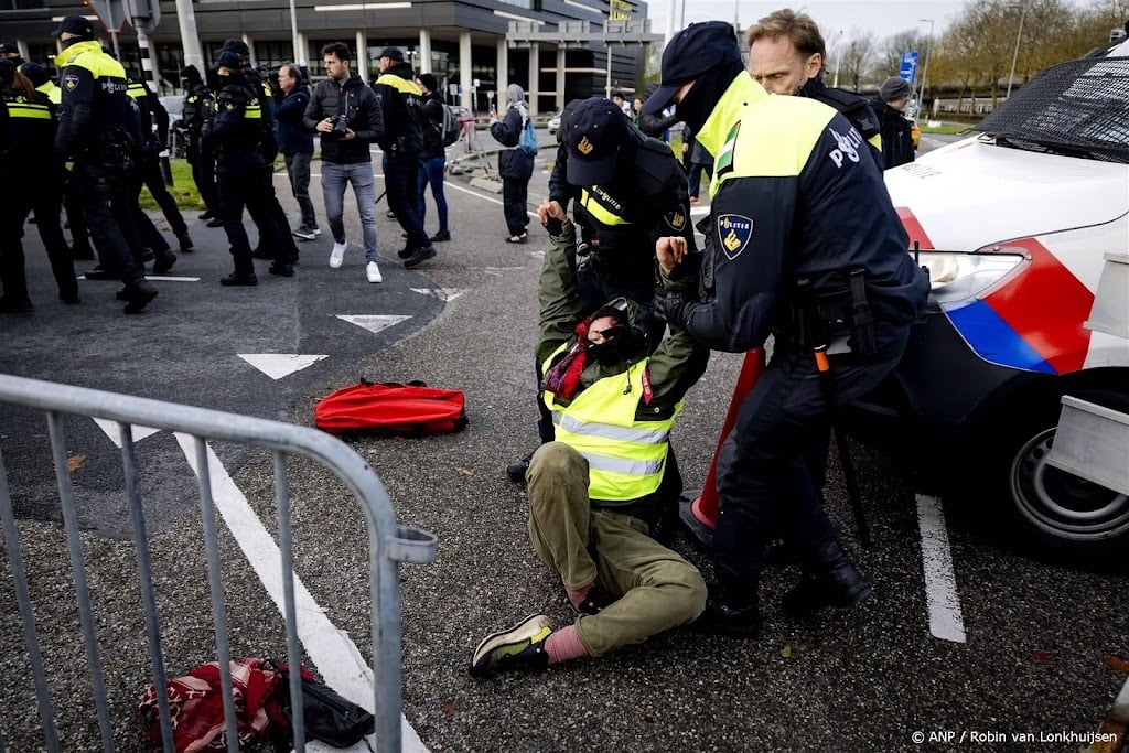 Blokkade protest bij toegangsweg Ahoy weer opgeheven