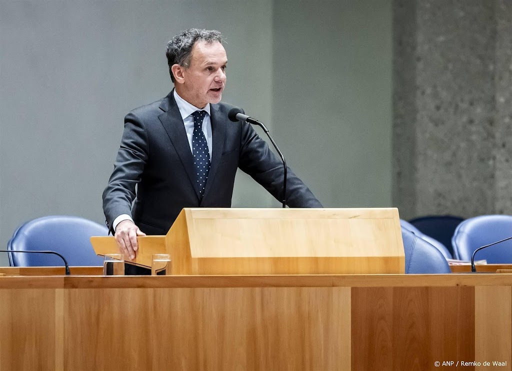 Minister Veldkamp woest over lekken reis naar Israël