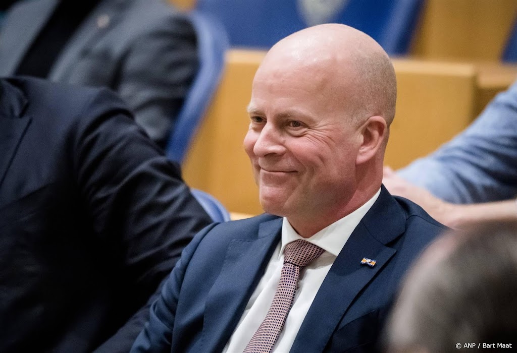 Wiersma stelt CDA-politicus Knops aan als 'mestverkenner'