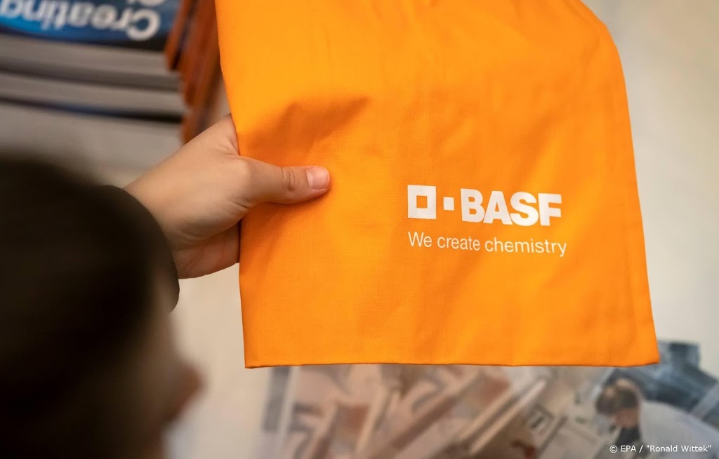 Chemiebedrijf BASF doet bouwchemicaliën van de hand