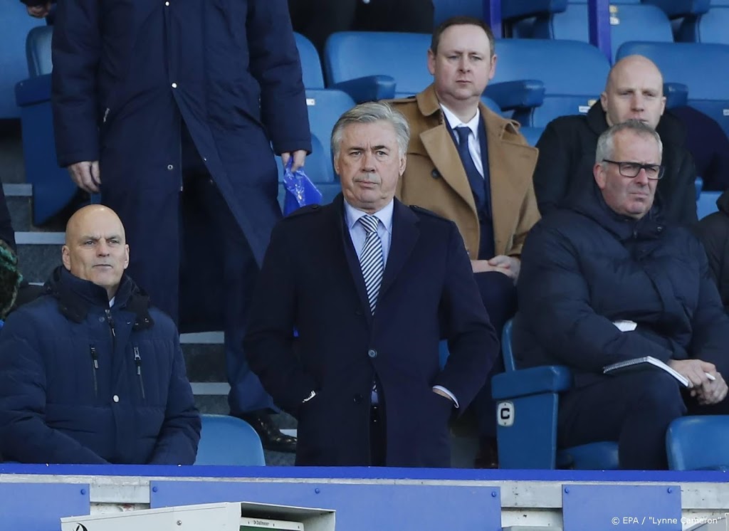 Nieuwe trainers zien Everton en Arsenal niet scoren