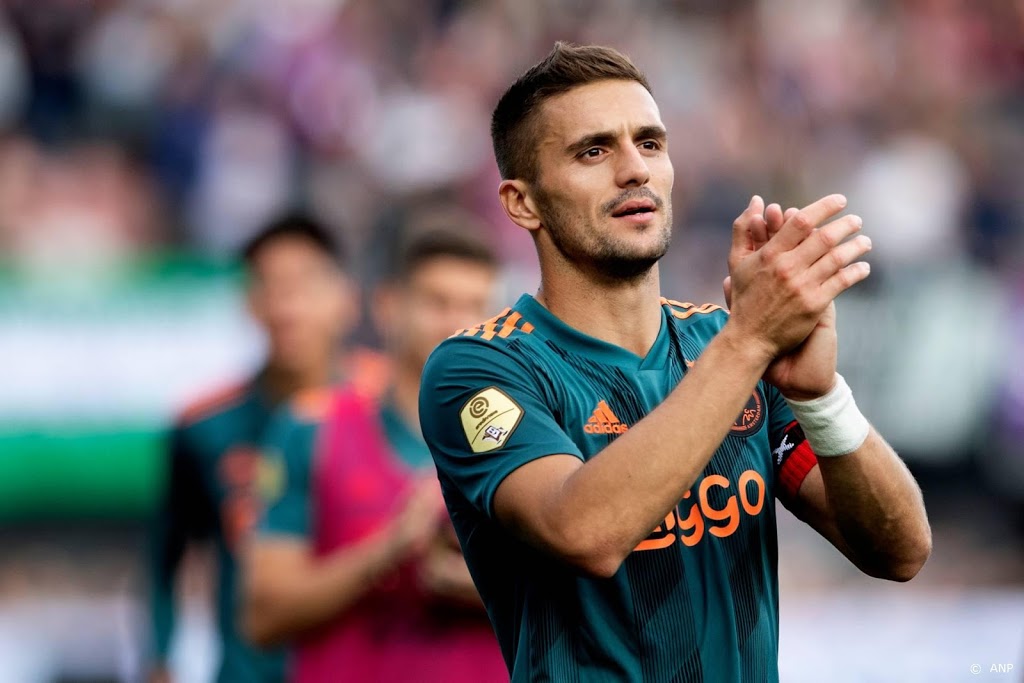 Tadic gekozen tot voetballer van het jaar in Servië
