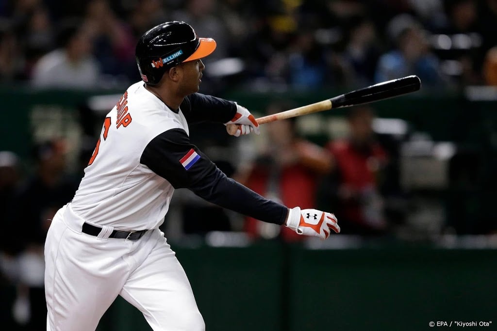 Honkballer Schoop in MLB naar Detroit Tigers