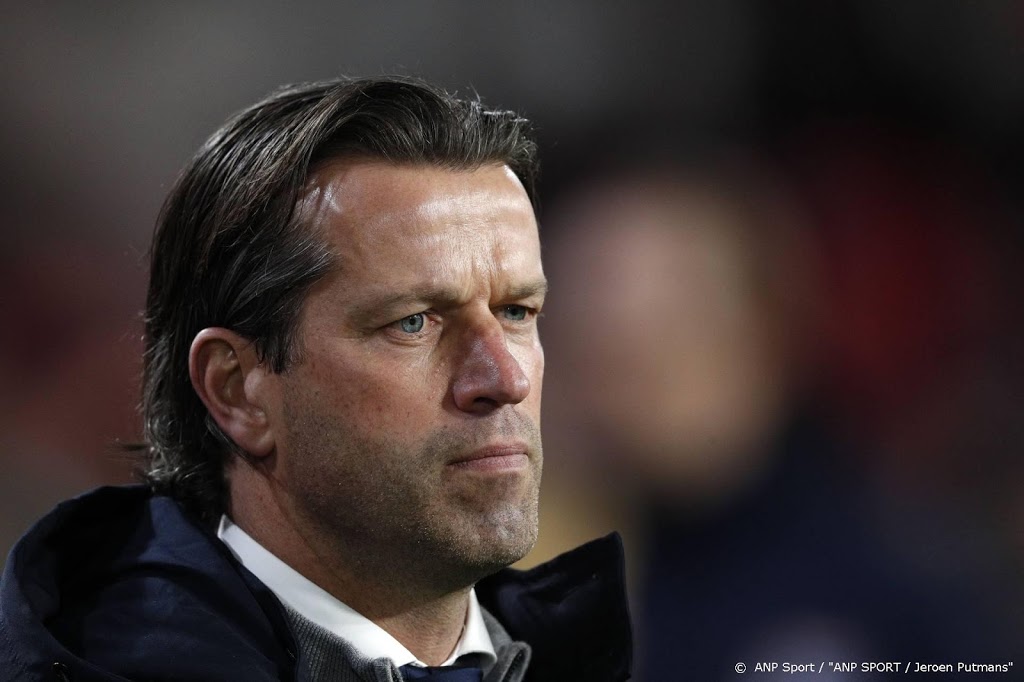PSV-trainer Faber: uitrusten en met een frisse kop beginnen