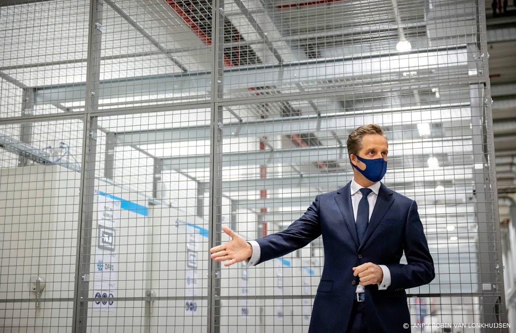 De Jonge: goedkeuring vaccin is 'triomf voor de wetenschap'
