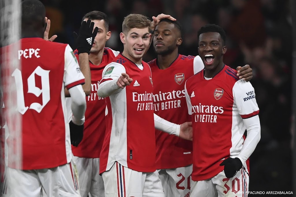 Nketiah leidt Arsenal naar halve finale League Cup