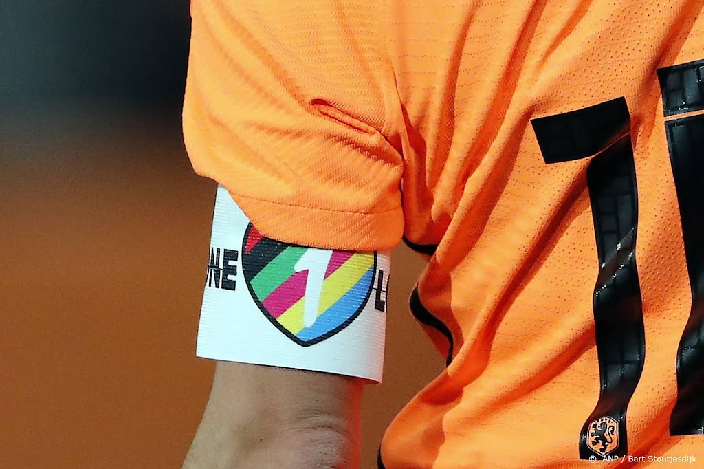 KNVB wil verder in gesprek met FIFA over OneLove-campagne