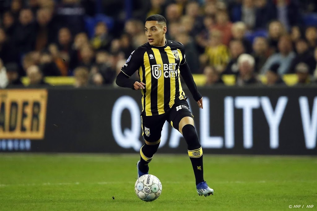 Vitesse na late treffer tegen Heerenveen door in bekertoernooi