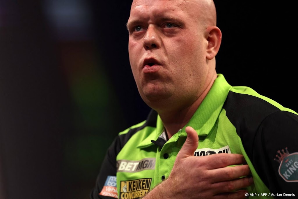 Van Gerwen wint eenvoudig eerste partij op WK darts