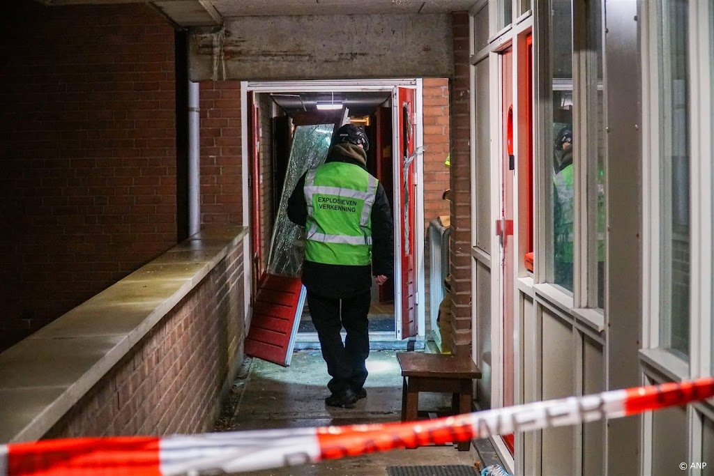 18 woningen ontruimd na explosie in Vlaardingen