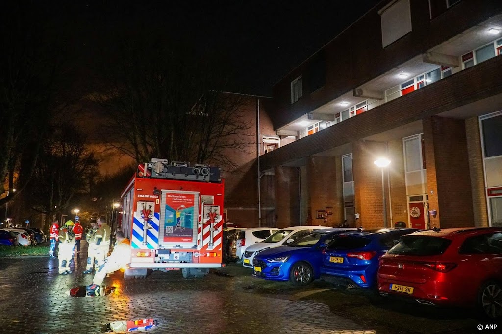 Eerste bewoners weer naar huis na explosie Vlaardingen