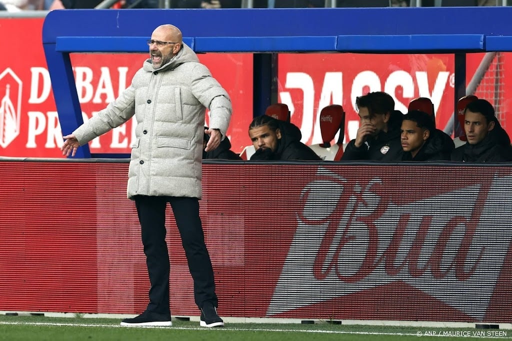 Bosz ziet PSV voor derde duel op rij na goed begin terugvallen