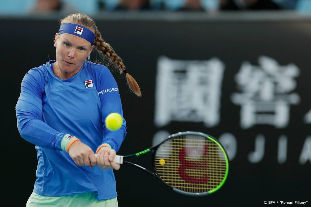 Tennisster Bertens in Melbourne op baan 8 in actie