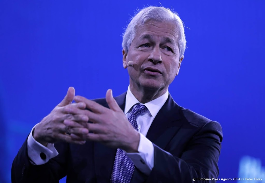 JPMorgan morrelt ondanks corona niet aan miljoenenbonus topman