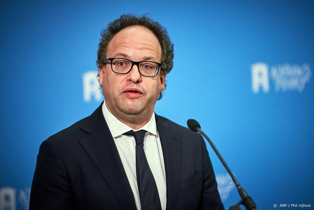 Koolmees: niet-indexeren kinderbijslag kost paar euro per jaar