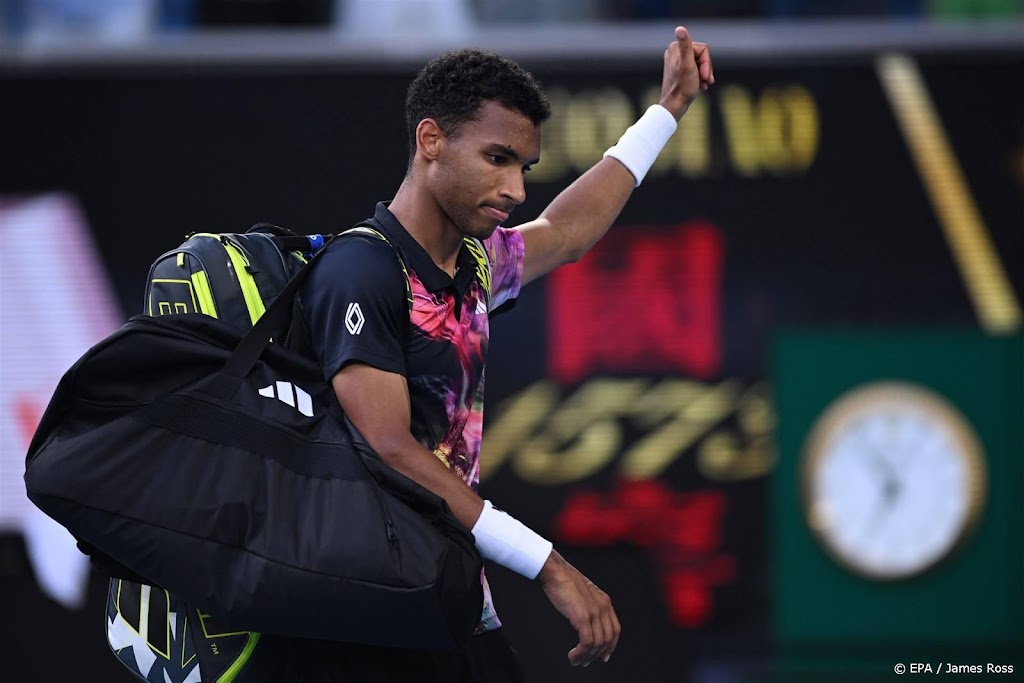 Tsjechische tennissensatie Lehecka rekent af met Auger-Aliassime