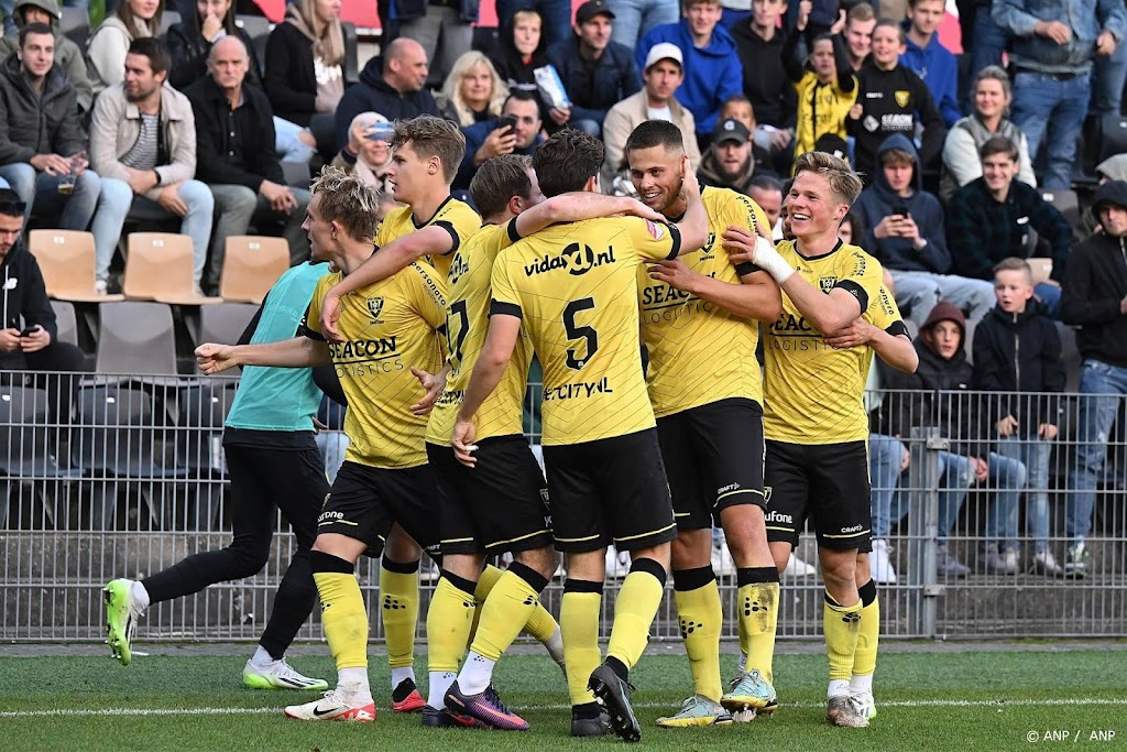 Roda JC voor rust al klaar met FC Eindhoven