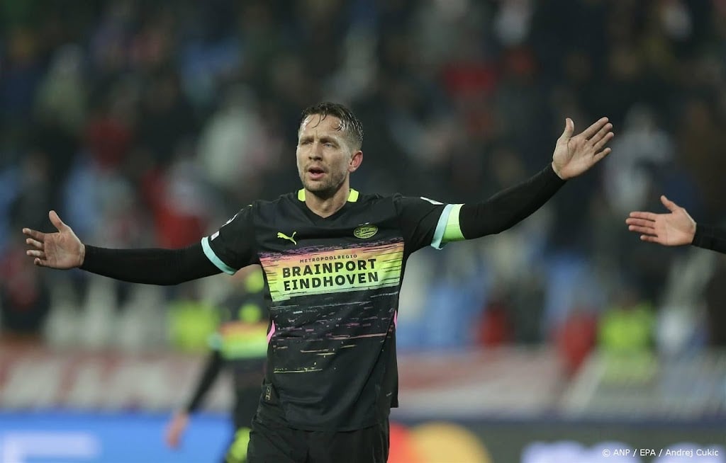 De Jong begrijpt niets van rode kaart Flamingo