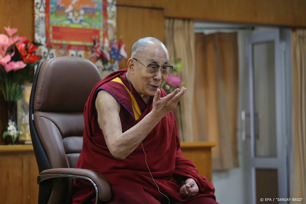 Jubileum dalai lama gaat geruisloos voorbij