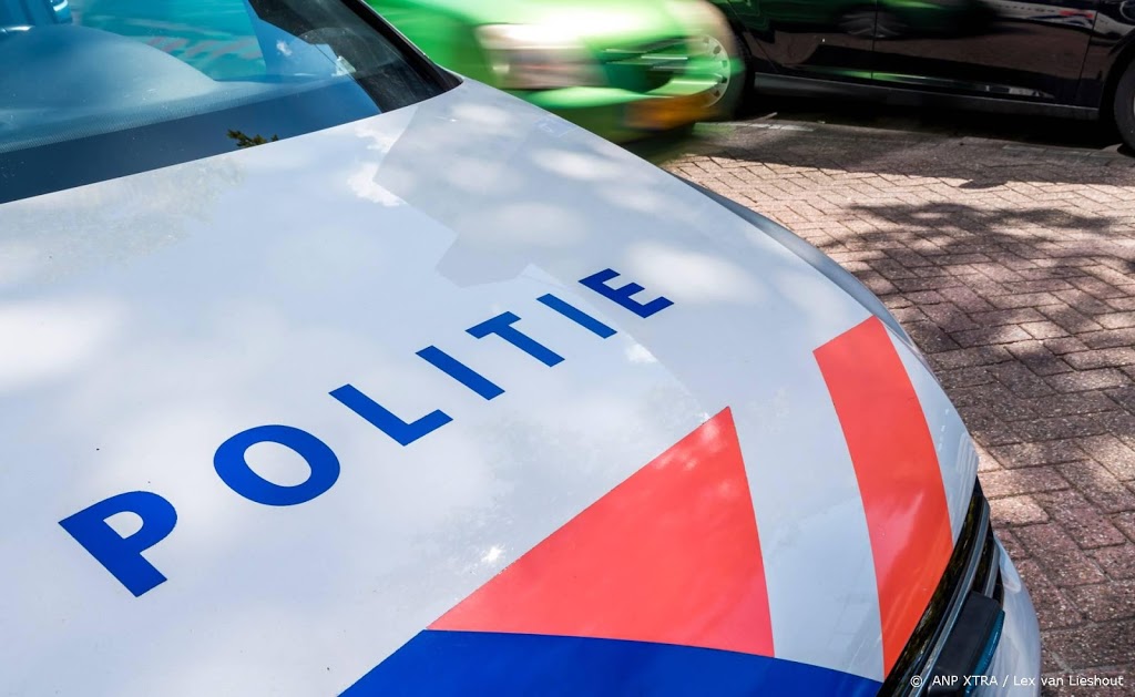 Politie vindt levende baby in container in Amsterdam 