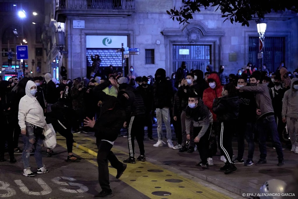 Voor zesde avond op rij rellen en arrestaties in Spanje om rapper