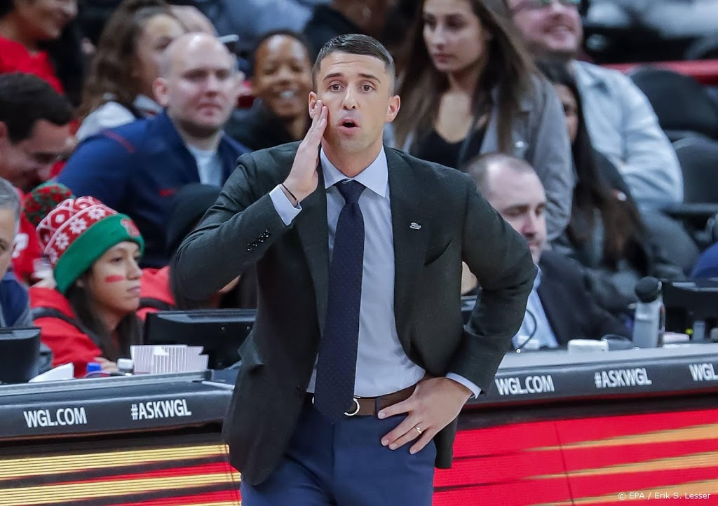 Timberwolves ontslaan coach Saunders na nieuwe nederlaag in NBA