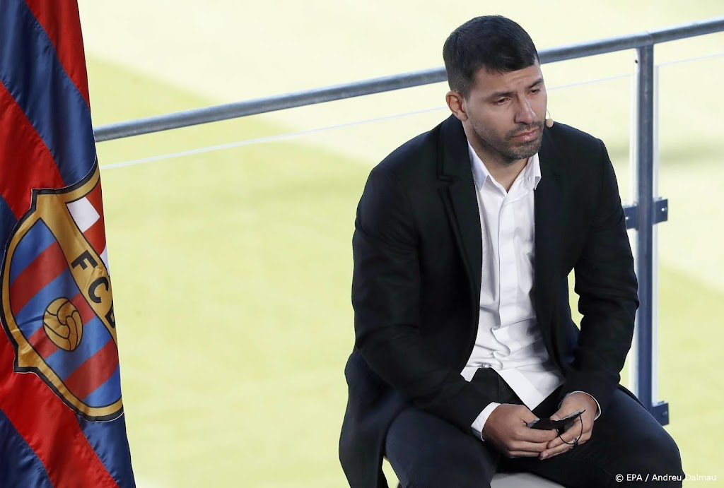 Gestopte Agüero gaat wel naar WK voetbal met Argentinië