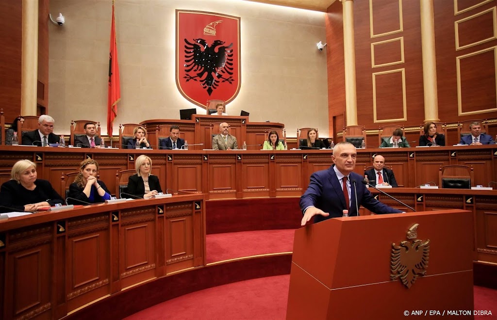 Italië mag van Albanees parlement twee asielkampen bouwen