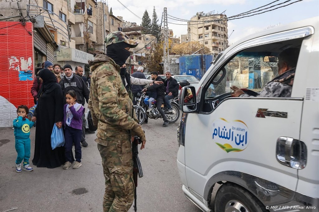 Koerdische autoriteiten Noordoost-Syrië leveren olie aan Damascus