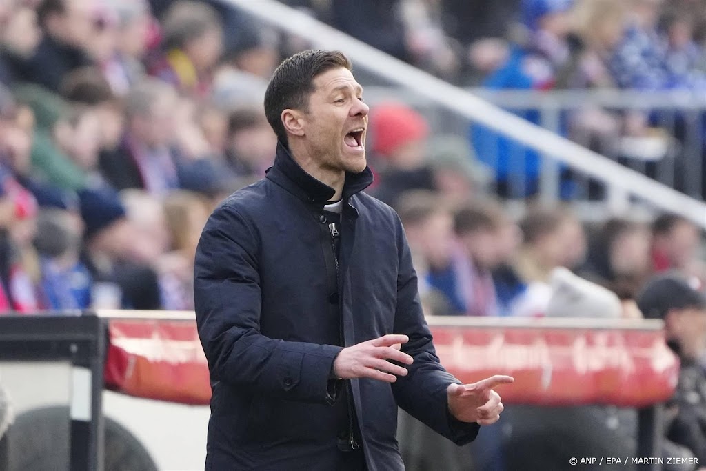 Bayer Leverkusen te sterk voor hekkensluiter Holstein Kiel