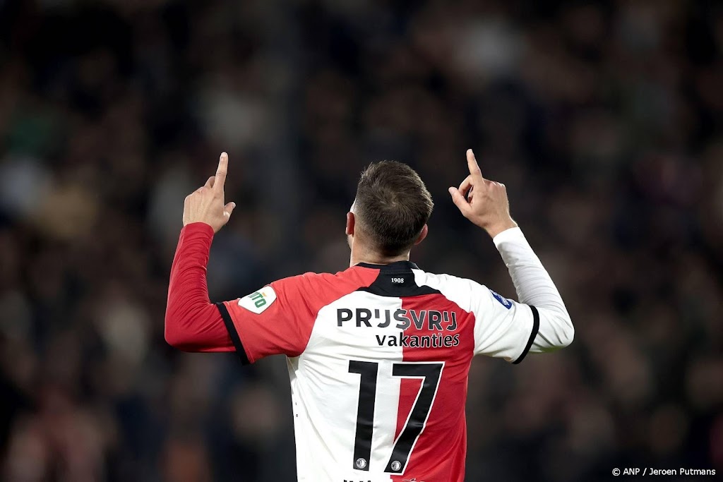 Feyenoord met Ivanusec in basiselftal tegen Almere City FC
