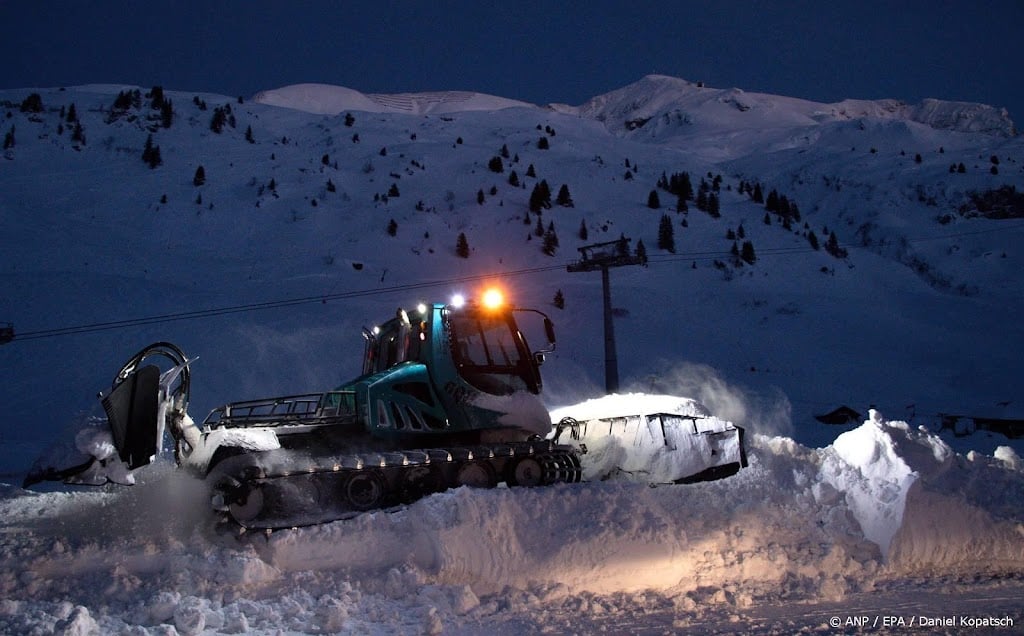 Populaire skigebieden Lech en Zürs weer bereikbaar na lawine