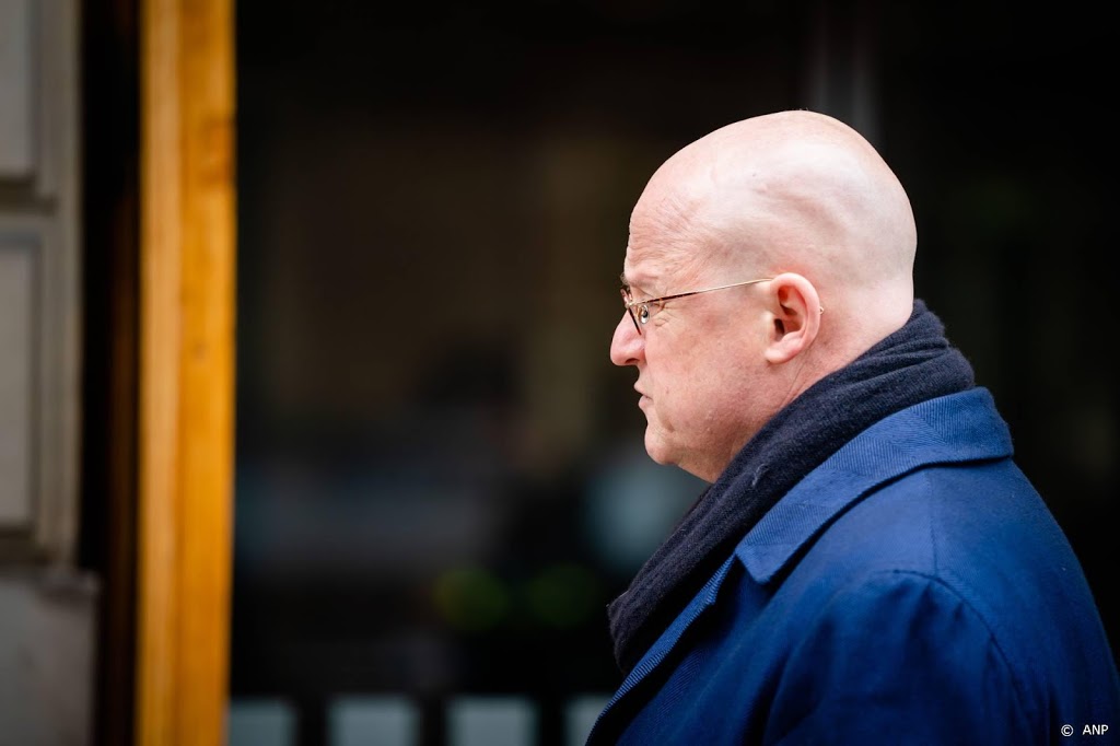 Grapperhaus: dit is helemaal verkeerd, houd je aan instructies