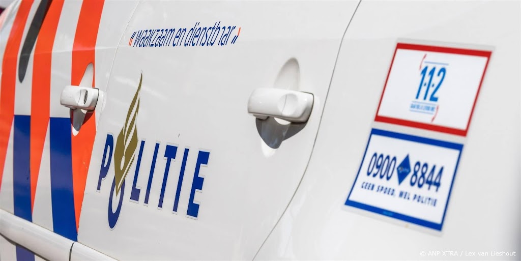 Brand door explosie bij woning in Hellevoetsluis