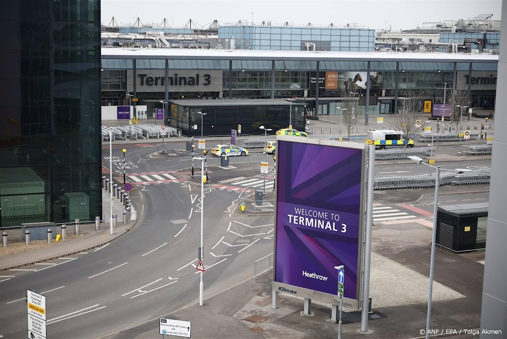 Londen Heathrow zegt weer open en volledig operationeel te zijn