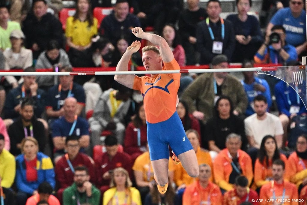 Vloon mist net medaille bij polsstokhoogspringen op WK indoor 