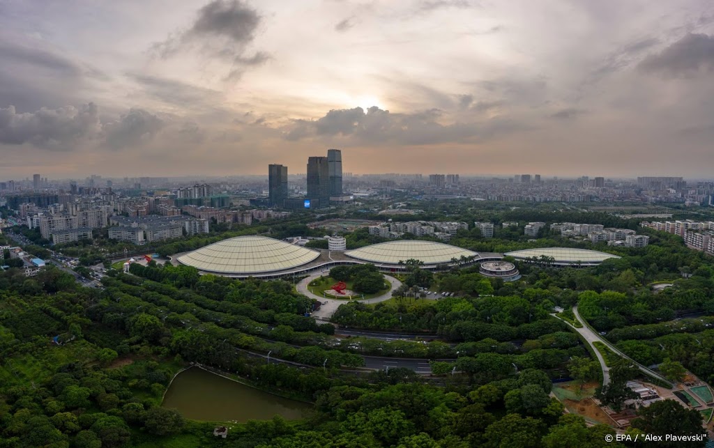 Bouw superstadion Guangzhou van start