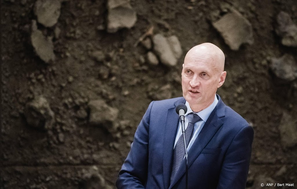 Kuipers wil overschot vaccins niet wegwerken door extra booster