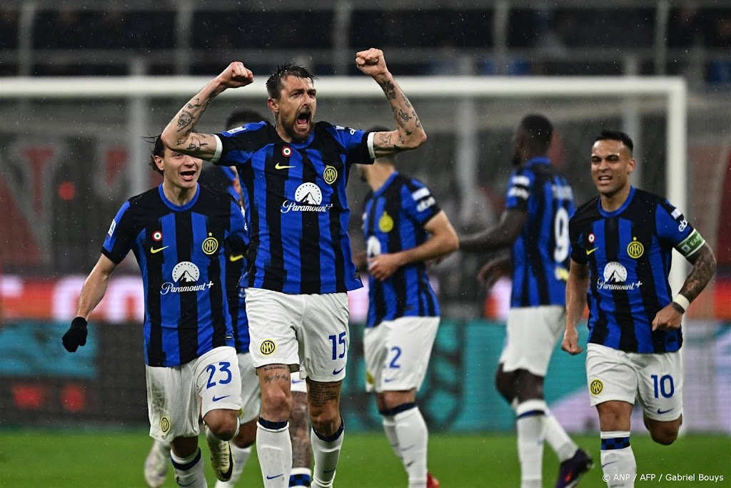 Inter verovert twintigste landstitel na winst in Milanese derby