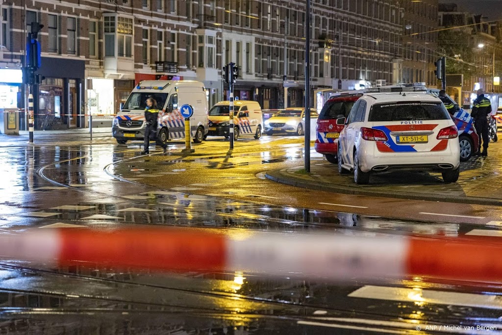 Omgeving steekpartij Amsterdam vrijgegeven na politieonderzoek