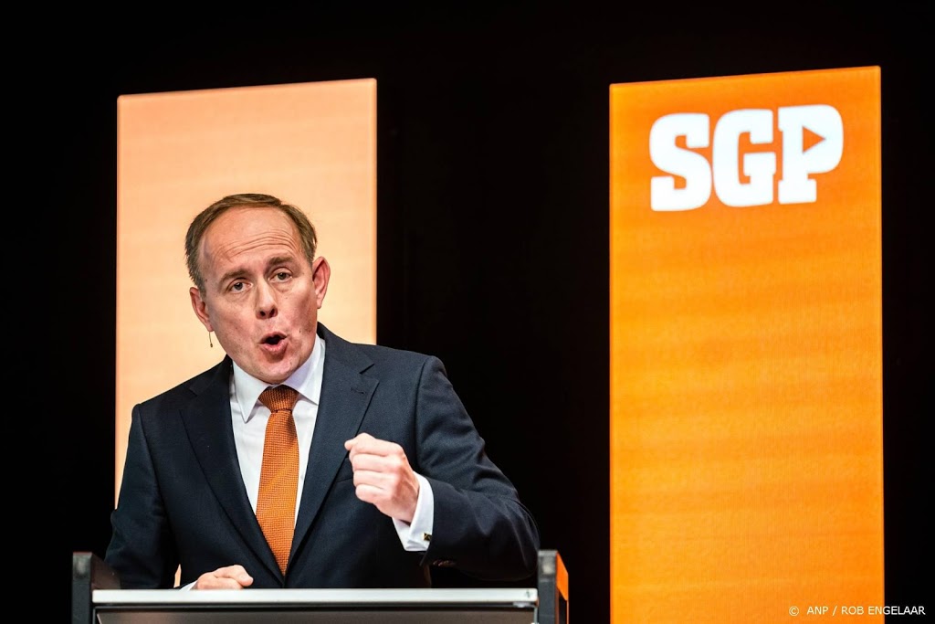 SGP-leider waarschuwt voor te grootse plannen om burger te helpen