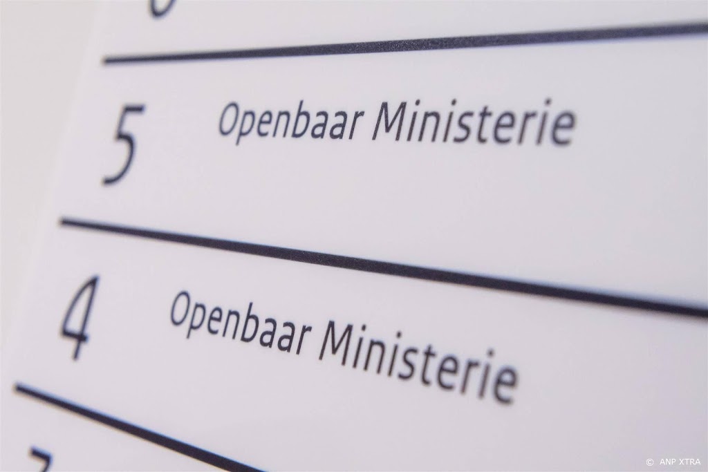 OM en rechtbank Den Haag: blijf af van politici