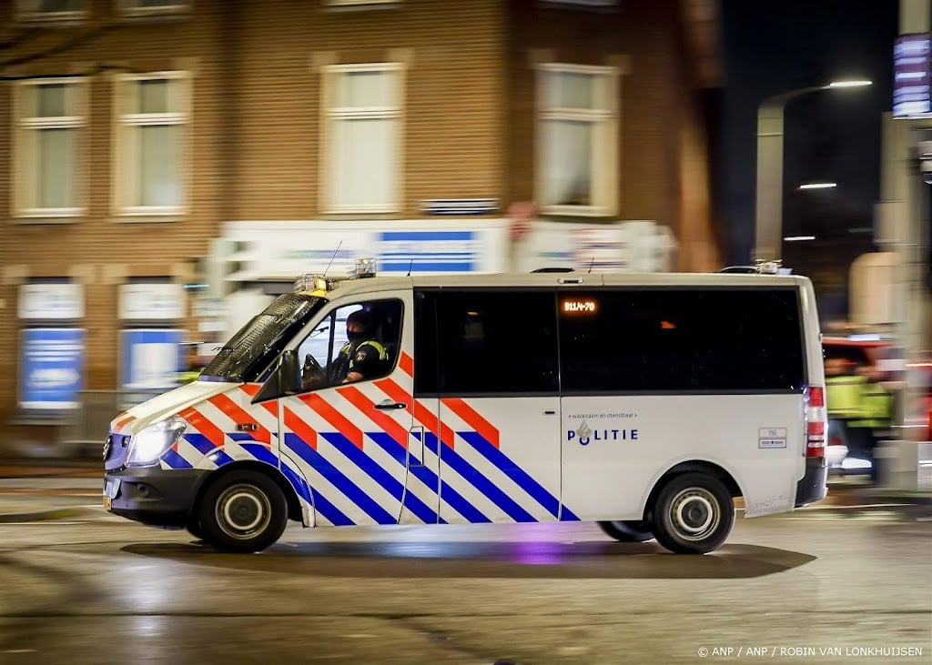 Twee gewonden en meerdere arrestaties na schietpartij Amsterdam