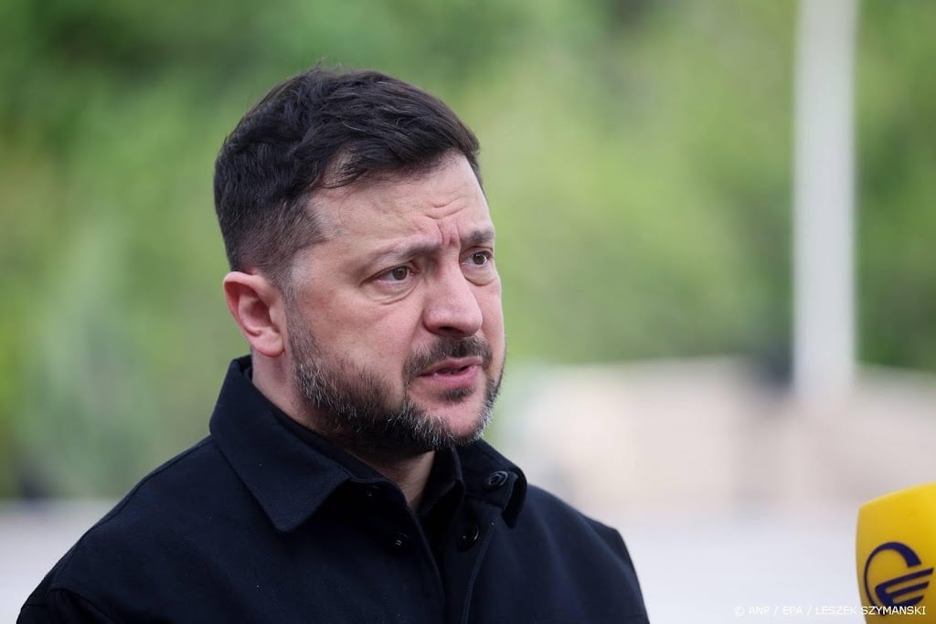 Oekraïense president Zelensky uitgenodigd voor NAVO-top Turkije