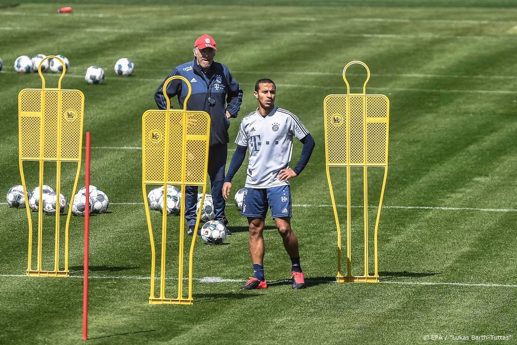 Thiago hervat training bij Bayern München en hoopt op bekerfinale
