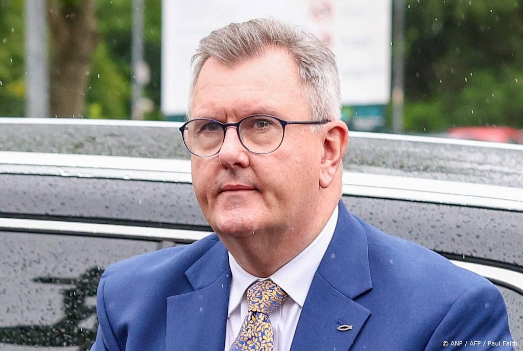 DUP-leider Jeffrey Donaldson schuldig aan 18 zedenmisdrijven