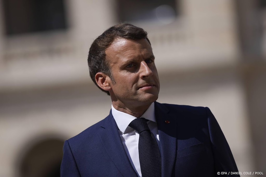 Macron wil snel veiligheidsberaad over 'mobieltjesspionage'