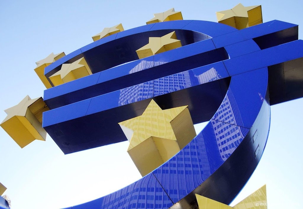 ECB hint bij rentebesluit op langdurigere steun voor economie