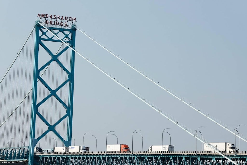 Canada zegt gezamenlijke opening brug met VS af om handelsgeschil